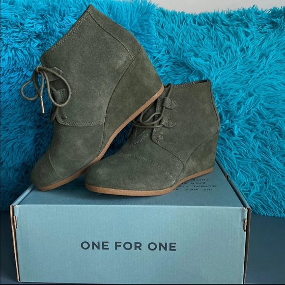 🔥🔥TOMS WEDGES 🔥🔥 - Picture 2 of 8